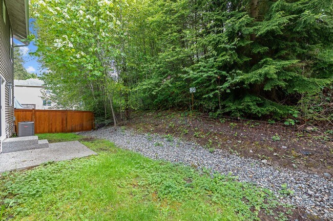 Building Photo - Stunning 3 bed, 2.5 bath home in desirable Bothell neighborhood