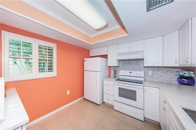 Building Photo - 2650 Countryside Blvd