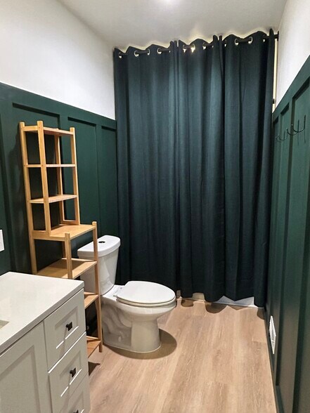 Building Photo - 4629 Mc Neil Ave