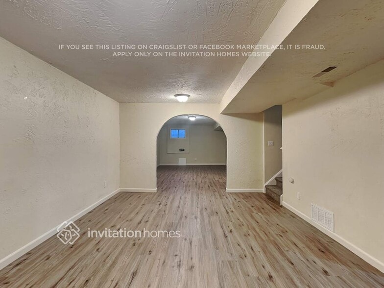 Building Photo - 848 Hubbard Dr