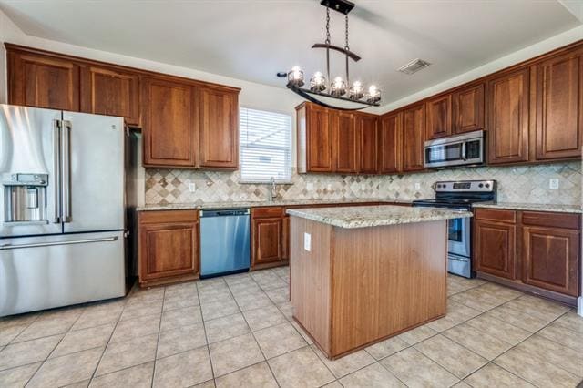 Building Photo - 1609 Santos Dr