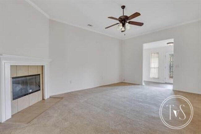 Building Photo - 45 Prospect Lp