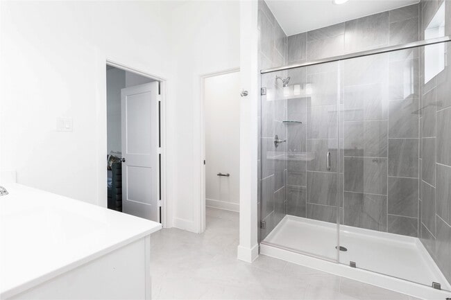 Building Photo - 21111 Rio San Jose Ct