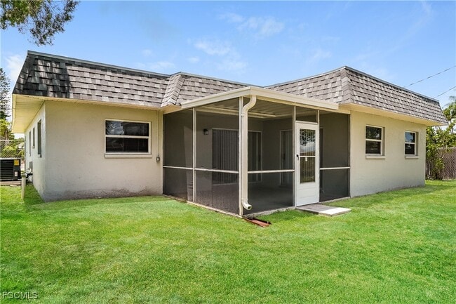 Building Photo - 7323 Barragan Rd