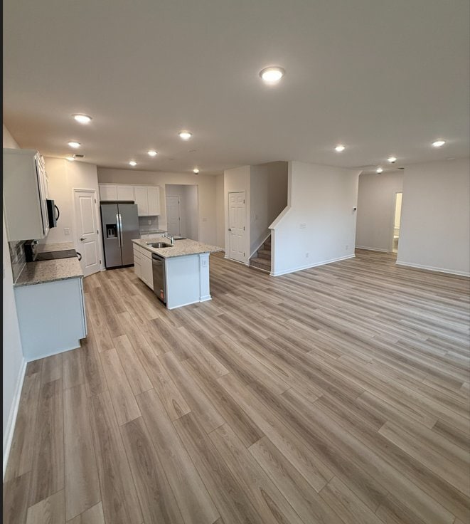 Building Photo - 482 Jet Strm Dr