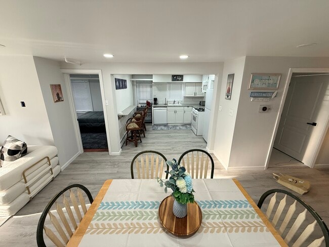 Building Photo - 8 N Nashville Ave