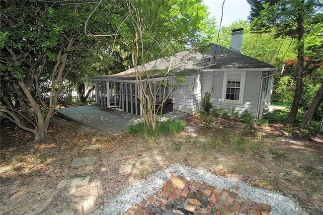 Building Photo - 2874 Burden St NW