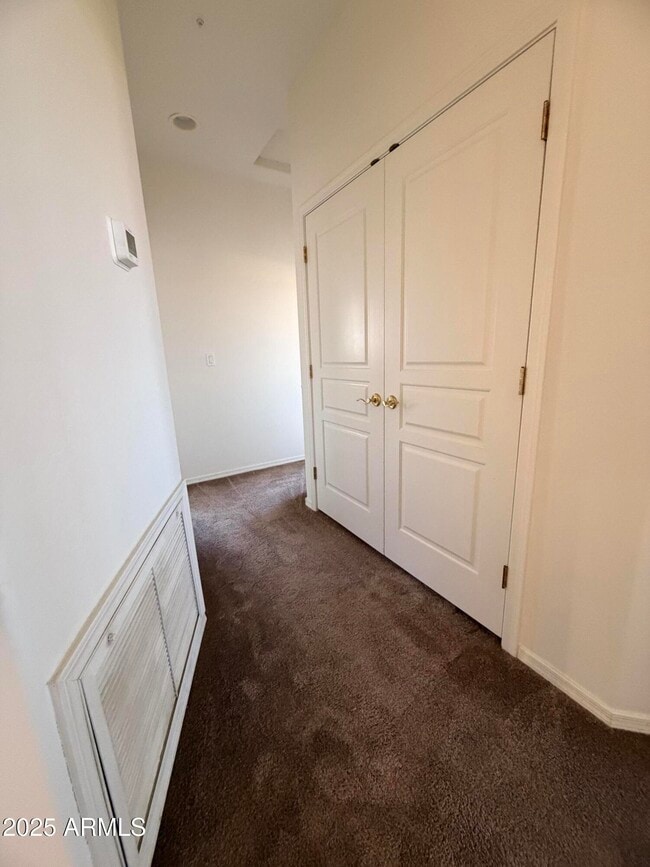 Building Photo - 13450 N Mountainside Dr