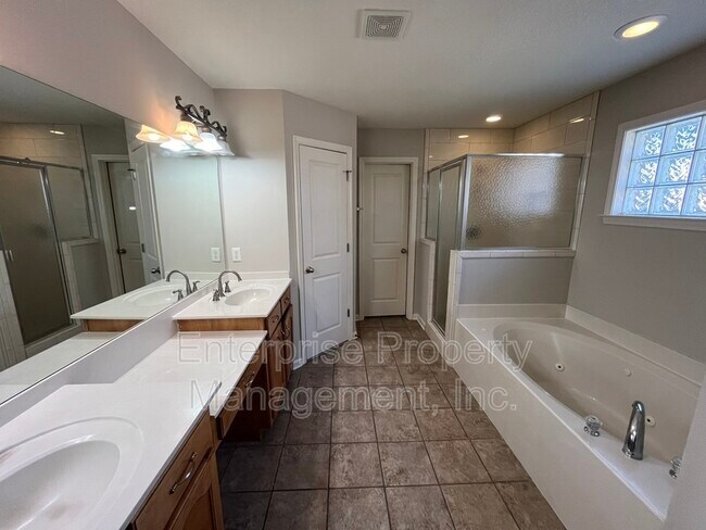 Building Photo - 11861 Bridal Ln