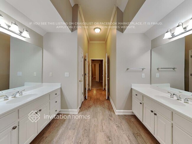 Building Photo - 7525 Harbour Walk