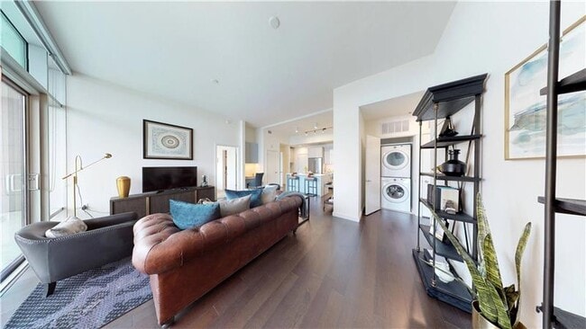 Building Photo - 2976 Blackburn St