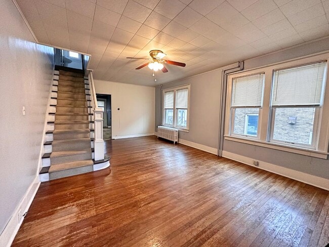 Building Photo - 303 Leavy Ave