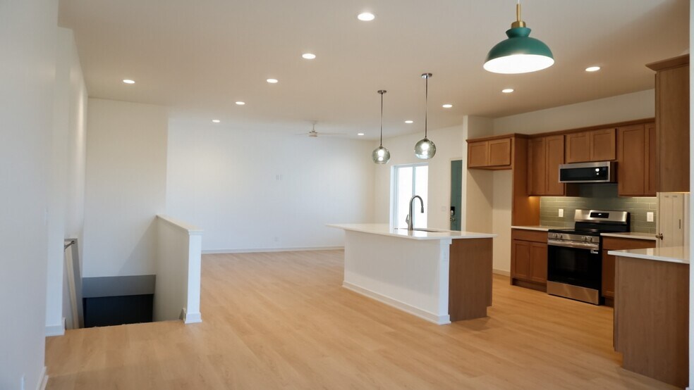 Building Photo - 8107 Kallum Dr