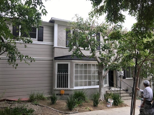 Primary Photo - 3353 Primera Ave
