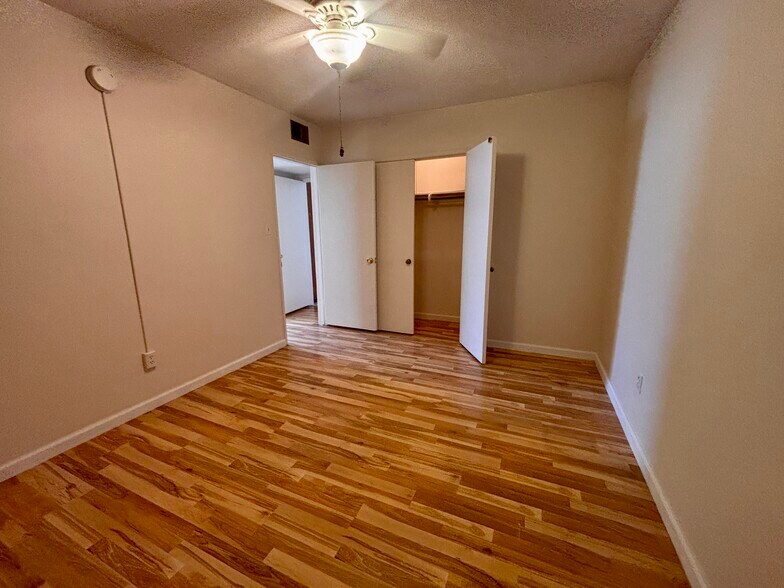 Building Photo - 524 N 21st St