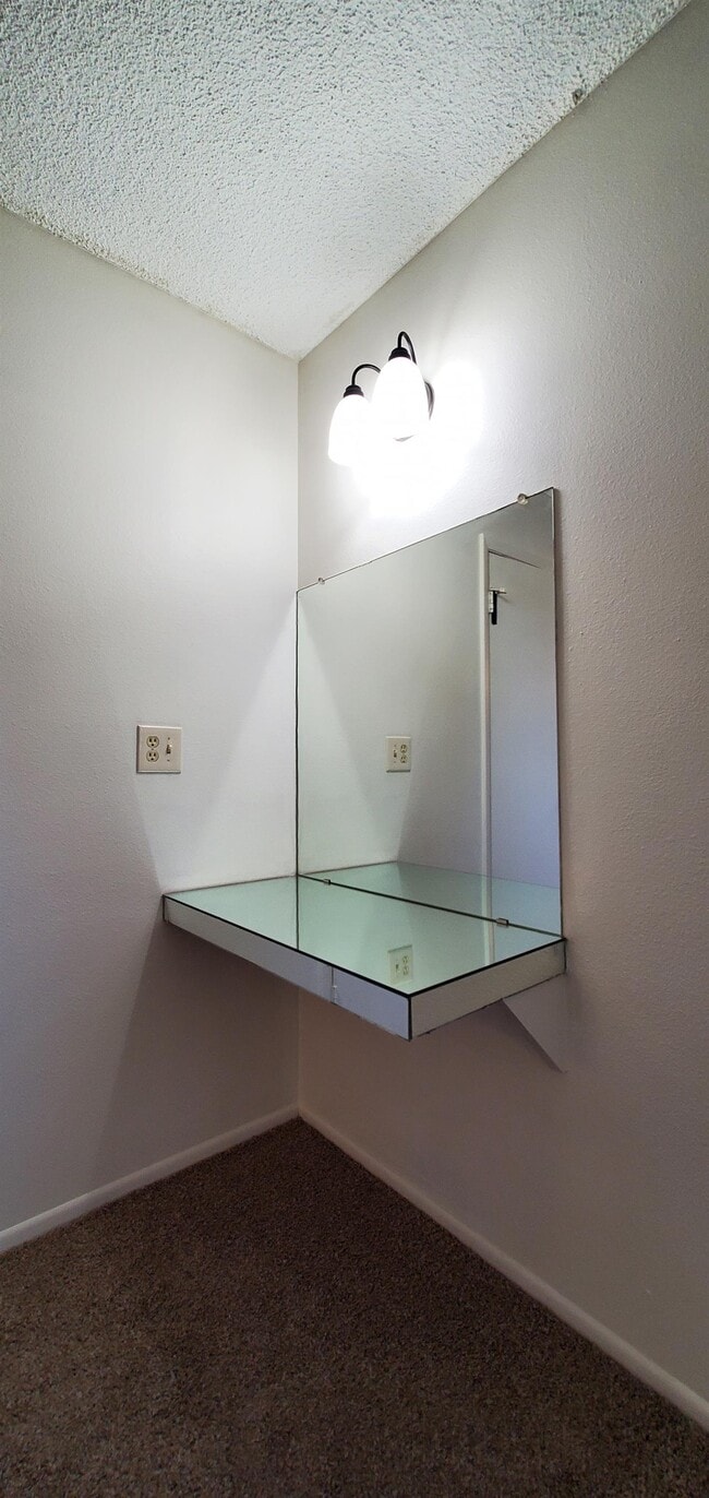 Building Photo - 6825 E Osborn Rd