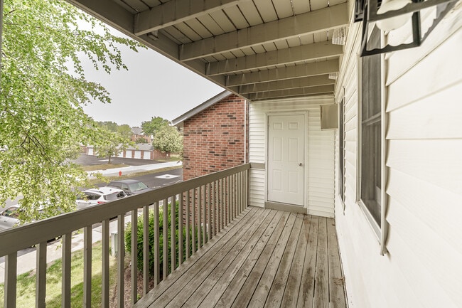 Building Photo - 1332 Cunat Ct