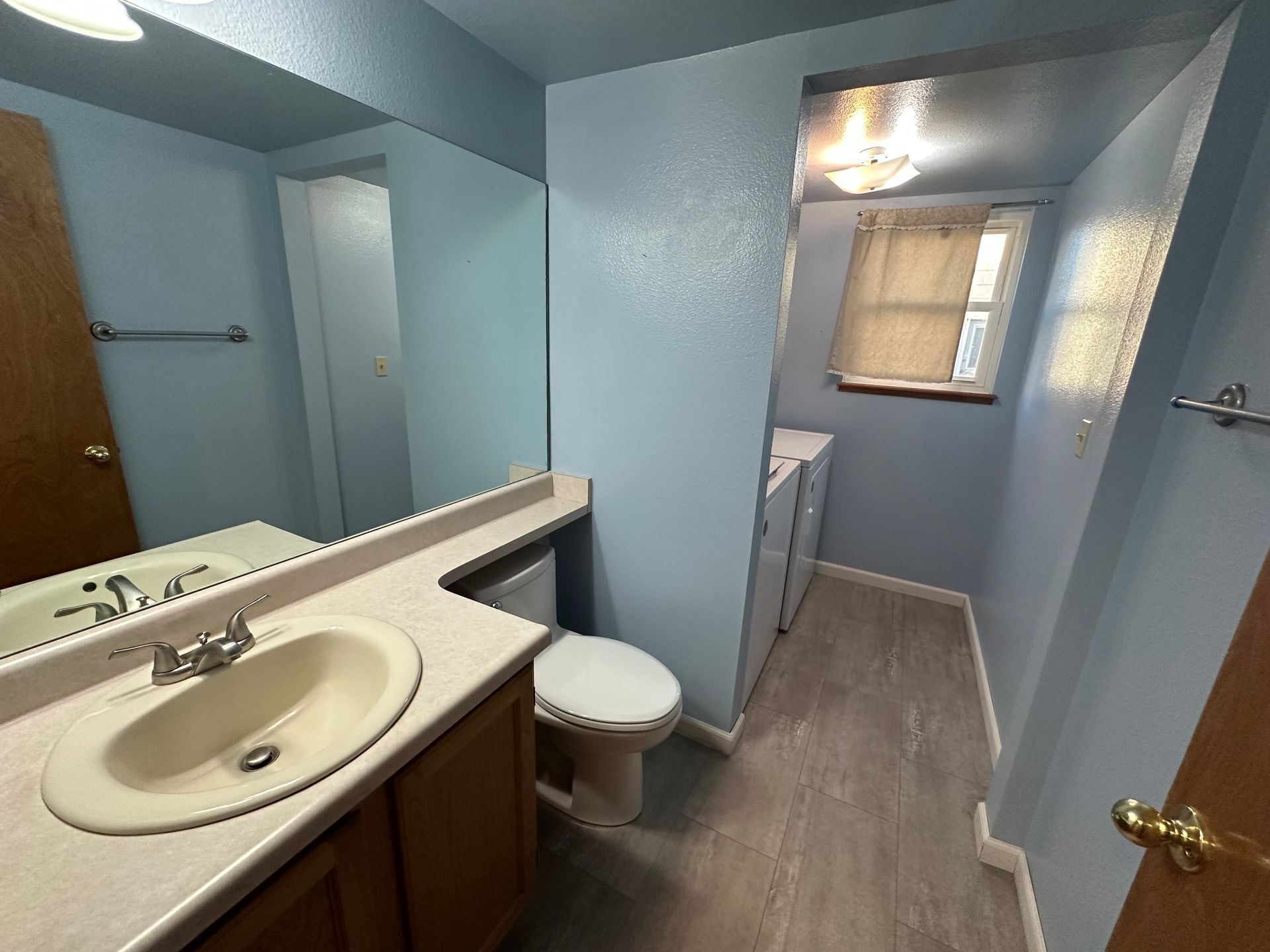 Building Photo - 6682 Chantilly Pl