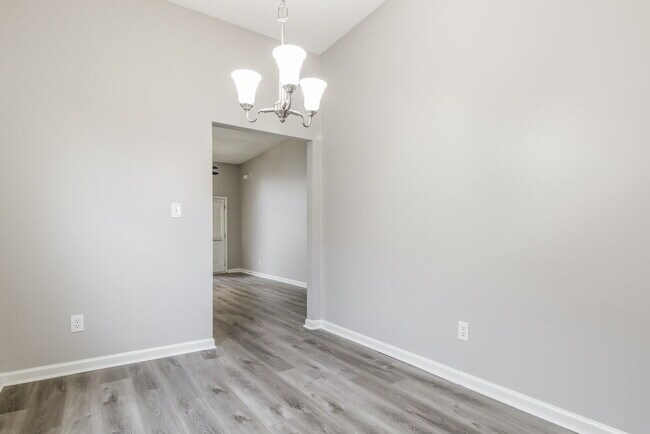 Building Photo - 6872 Mikayla Ln