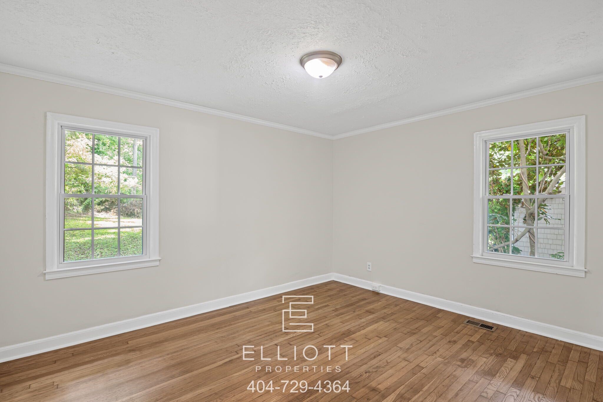 Building Photo - 1095 Oakfield Dr SE