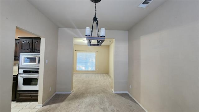 Building Photo - 5400 Vineyard Ln