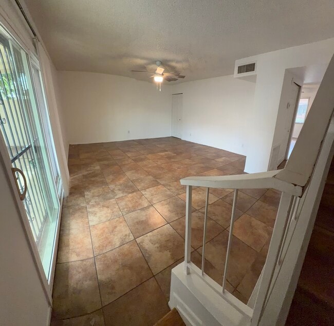 Building Photo - 4595 N 17th Ave