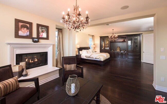 Building Photo - 25531 Prado De Oro