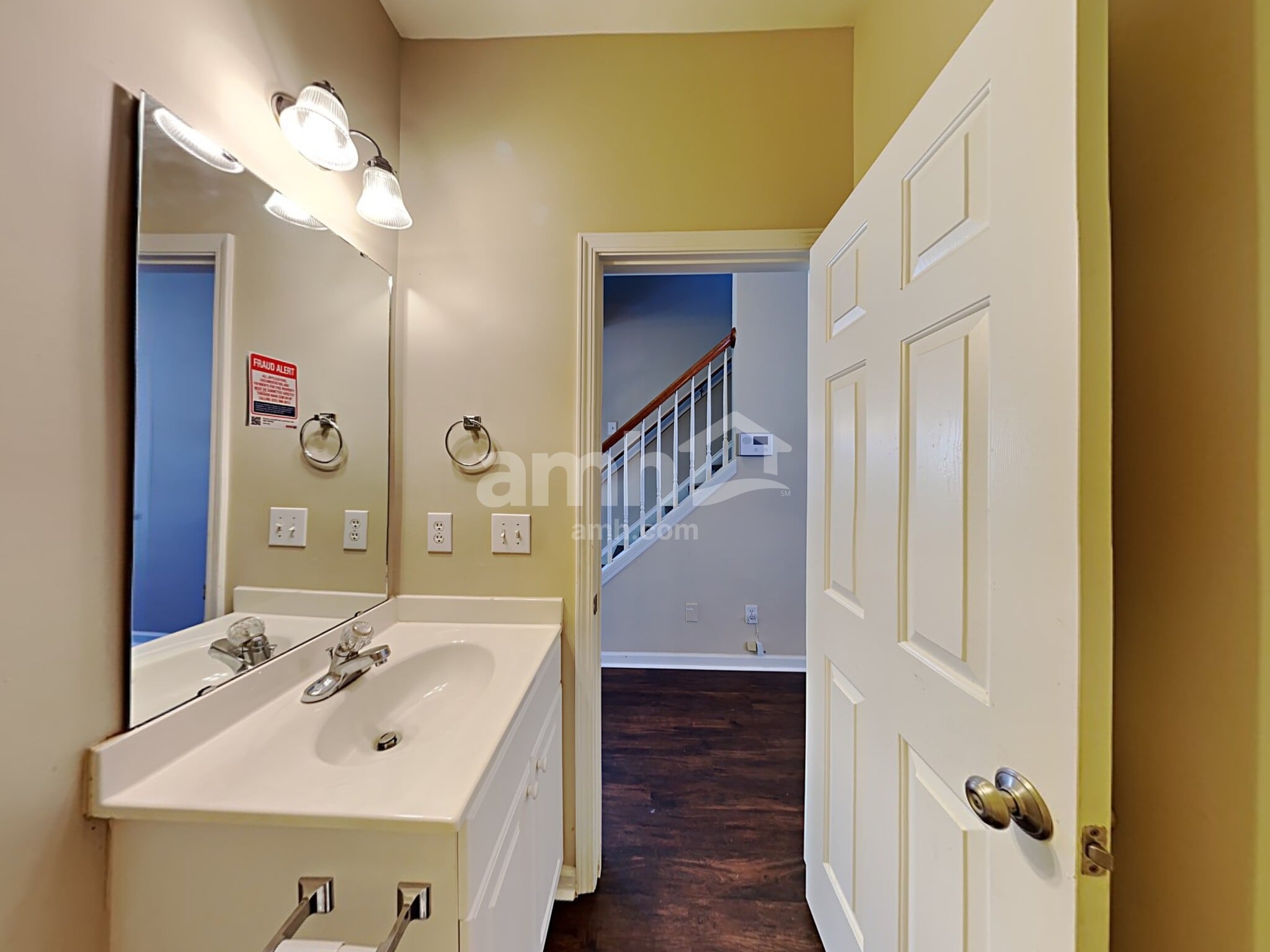 Building Photo - 7036 Spanglers Spring Way