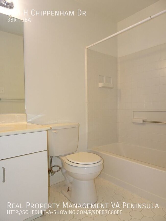 Building Photo - 118H Chippenham Dr