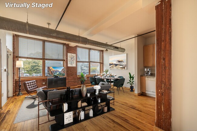 Building Photo - 325 Lafayette St