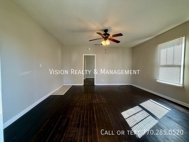 Building Photo - 3284 Stillwood Dr