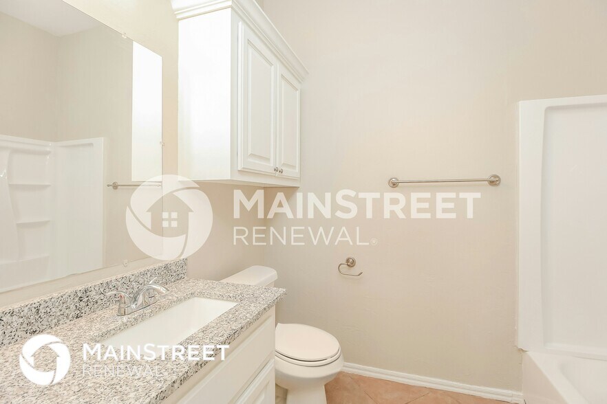 Building Photo - 8820 NW 120th St