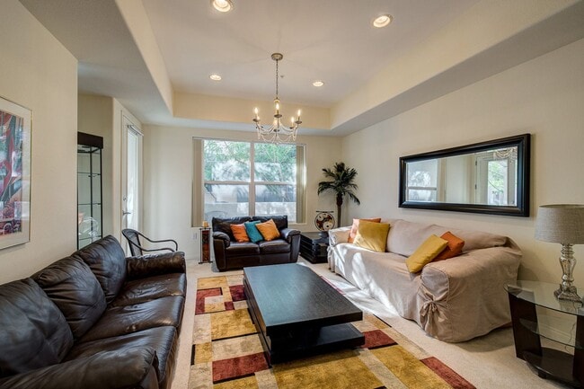 Building Photo - STUNNING 3 BEDROOM 2 FULL BATH FIRST FLOOR...