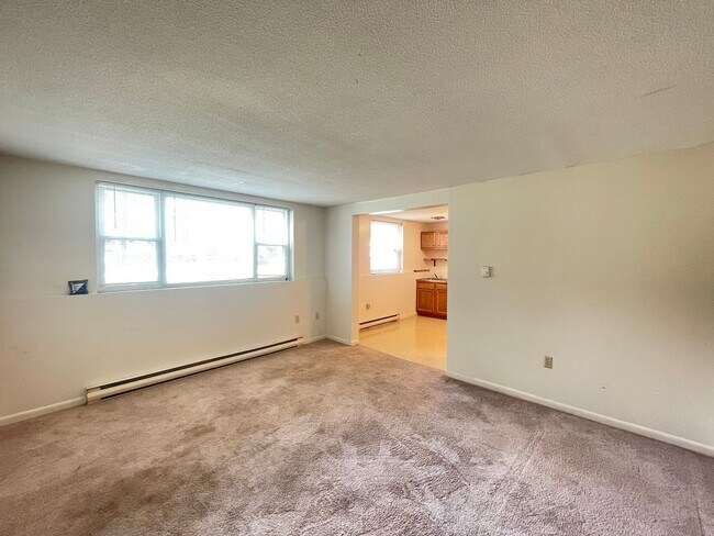 Building Photo - 177 Loudon Rd