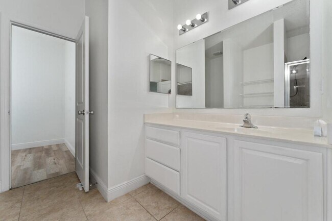 Building Photo - 12845 Sawgrass Pine Cir