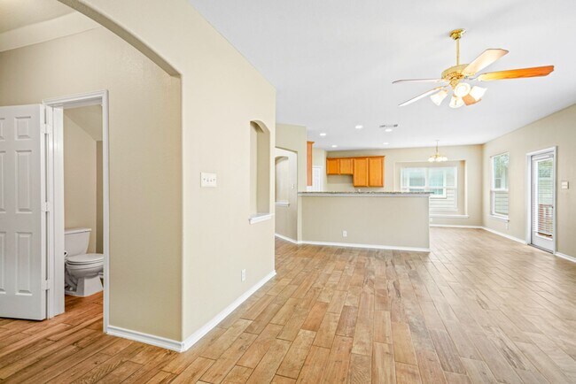 Building Photo - 137 Red Hawk Ridge