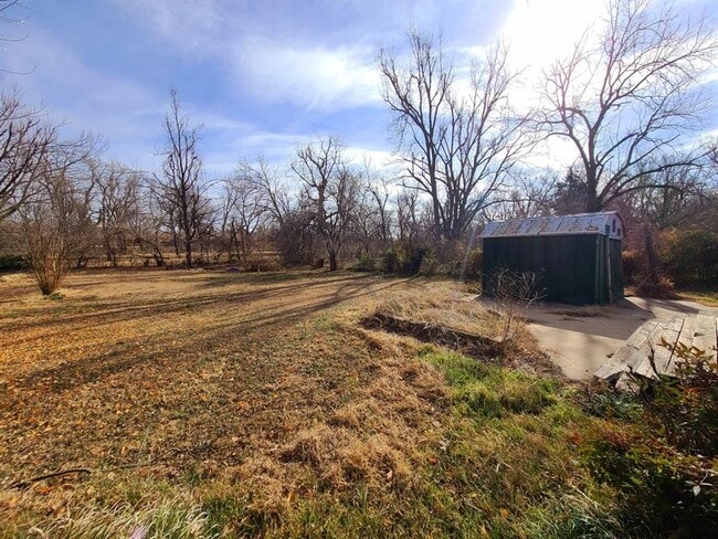 Building Photo - 3114 N Holman Ct