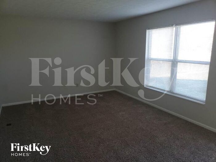 Building Photo - 4916 Rialto Ridge Dr