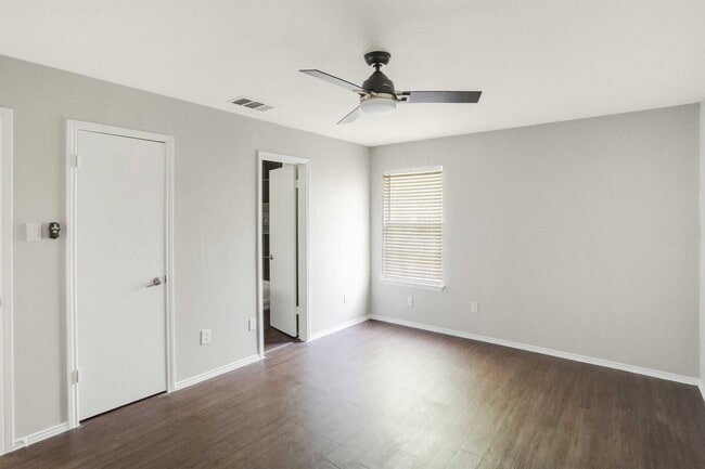 Building Photo - 9614 Nightjar Dr
