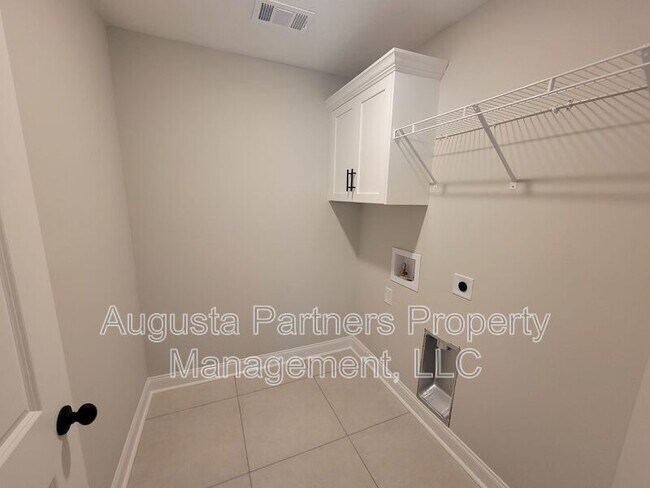 Building Photo - 1554 Baldwin Lakes Dr