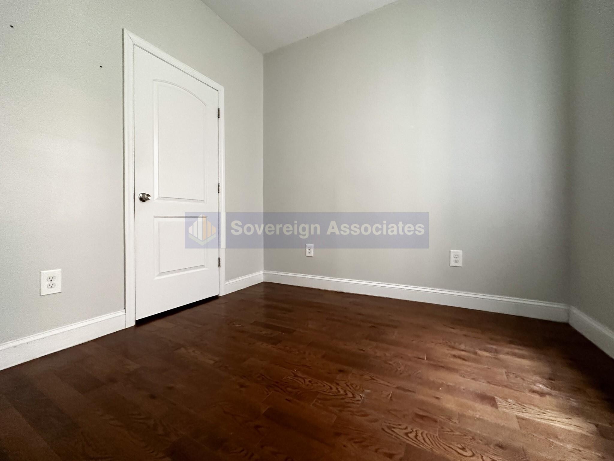 Building Photo - 540 W 158th St