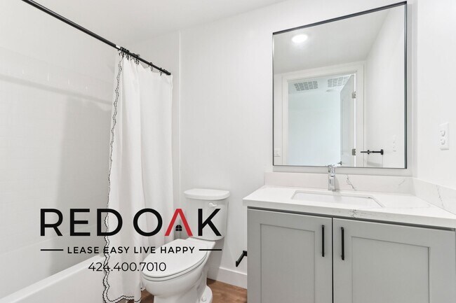 Building Photo - 14526 Kittridge St