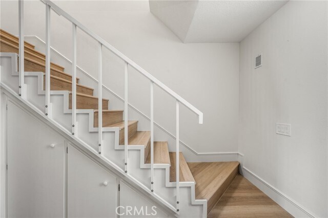 Building Photo - 3965 Aladdin Dr