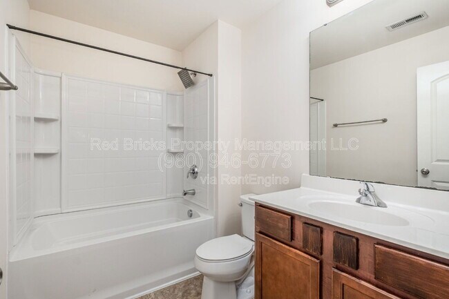 Building Photo - 10617 Bunclody Dr