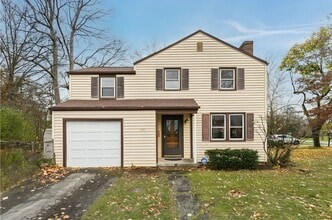 Building Photo - 205 Lattimore Rd