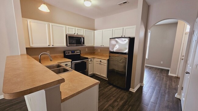 Building Photo - 2 BR 2.5 BA Carolina Forest