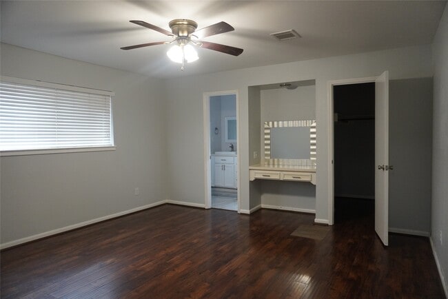 Building Photo - 10703 Wickersham Ln