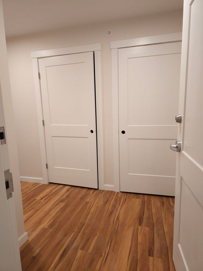 Building Photo - Village at Autumn Pond II:  New 2 Bedroom ...
