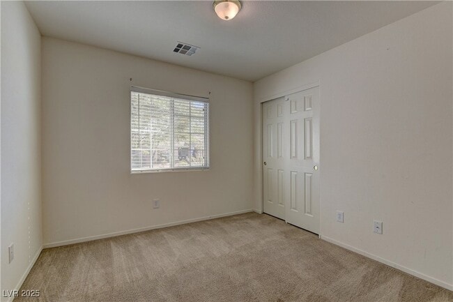 Building Photo - 10403 Madagascar Palm St