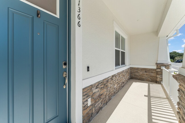 Building Photo - 1366 Tarflower Dr